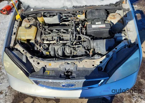 2005 Ford Focus Zx4 z USA, uszkodzony, nr VIN 1FAFP34N35W310778